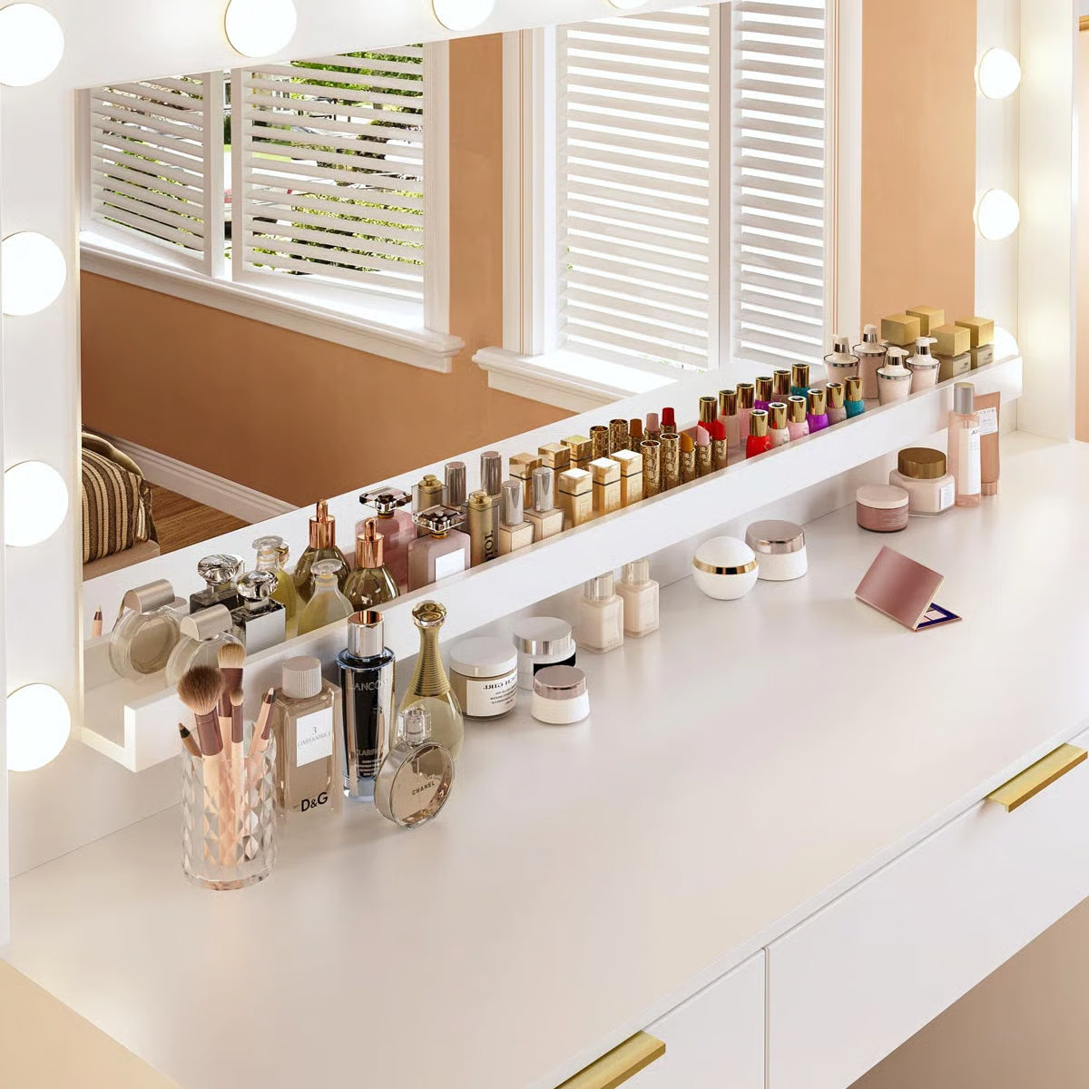 Vanity Table with Lighted Mirror, 9 Drawers, Built-In Power Outlet, and Spacious Storage-OUCH CART | Dressing table -OUCH CART | Dressing table 