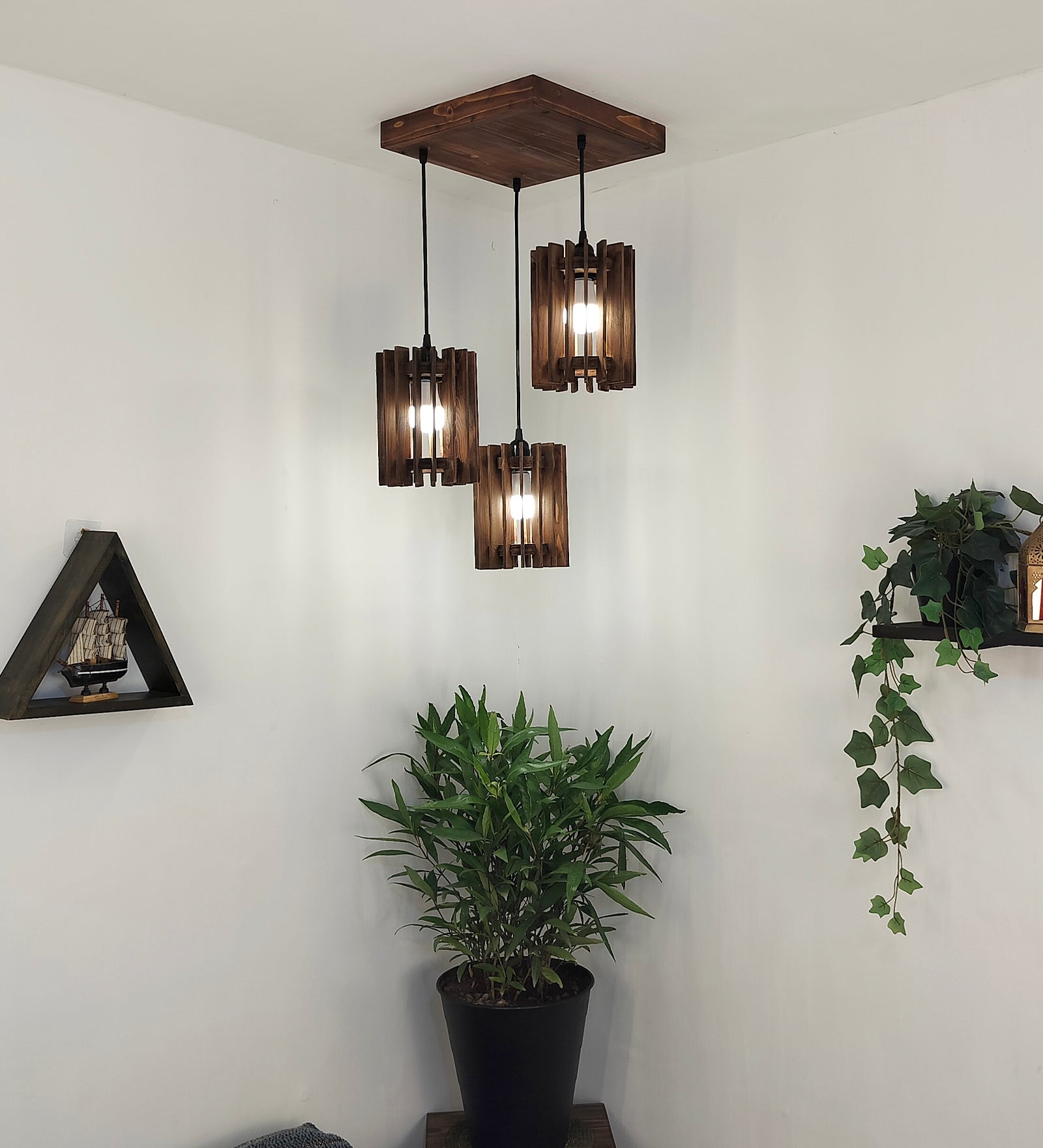 Ventus Brown Cluster Hanging Lamp (BULB NOT INCLUDED)