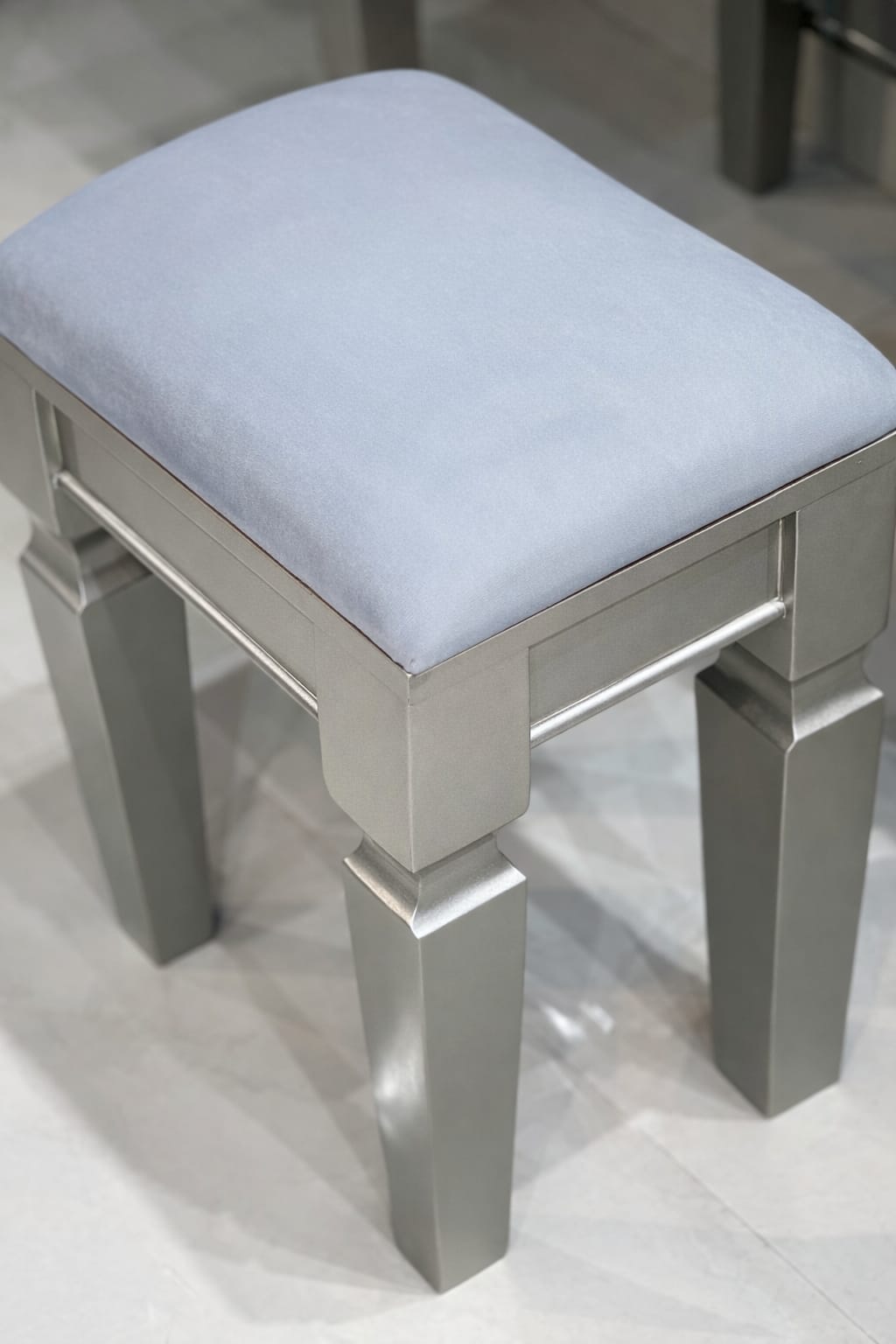 Marcin Vanity dressing table design with mirror with stool Vanity Desk Set with Mirror, Dressing Makeup Table Set with Stool, 3 Drawer for Bedroom