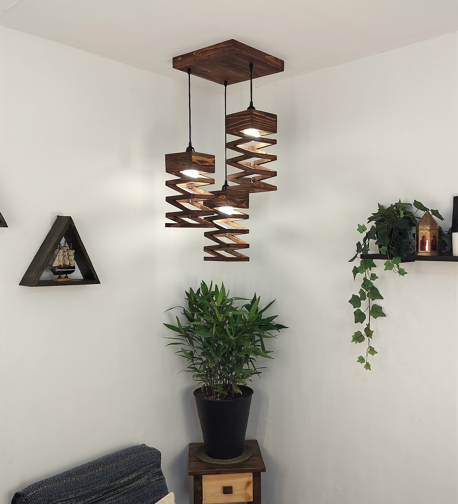 Wiggle Brown Wooden Cluster Hanging Lamp (BULB NOT INCLUDED)