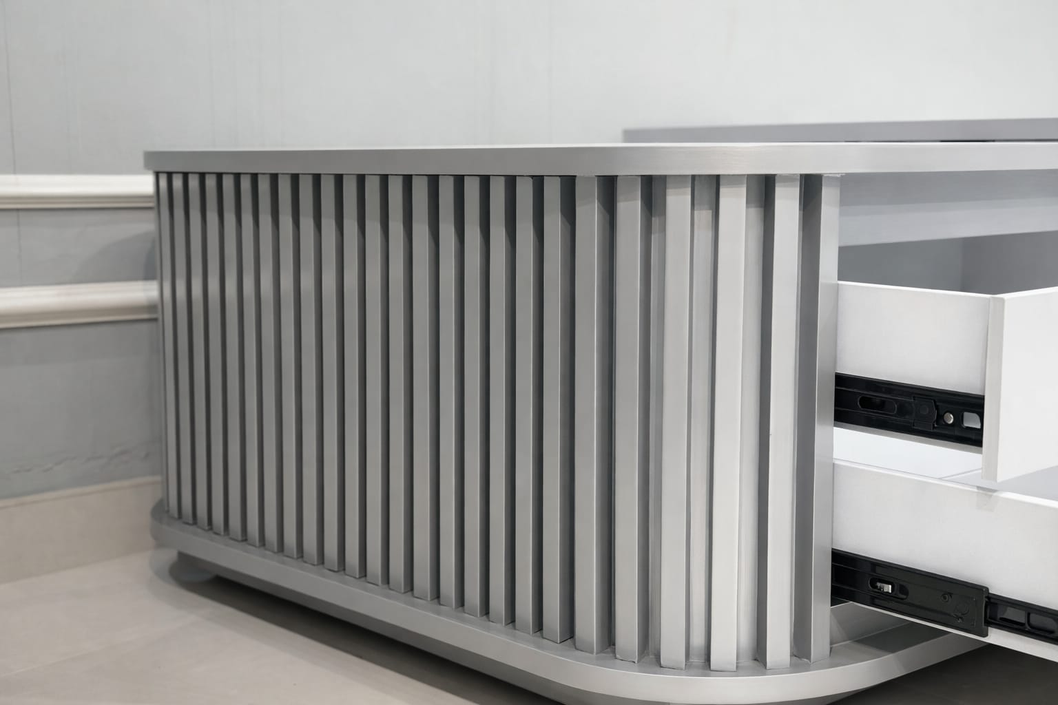 Marble Top Coffee Table in Grey Colour With Rotateable Top & 2 Pouffes