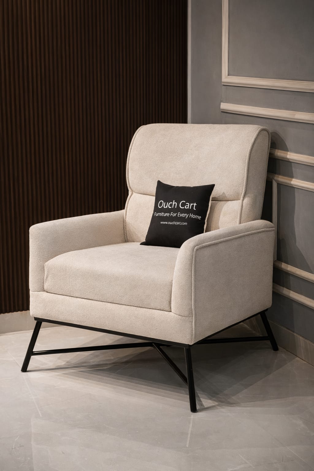 Modern Upholstered Armchair – Comfortable Fabric Accent Chair with Armrests