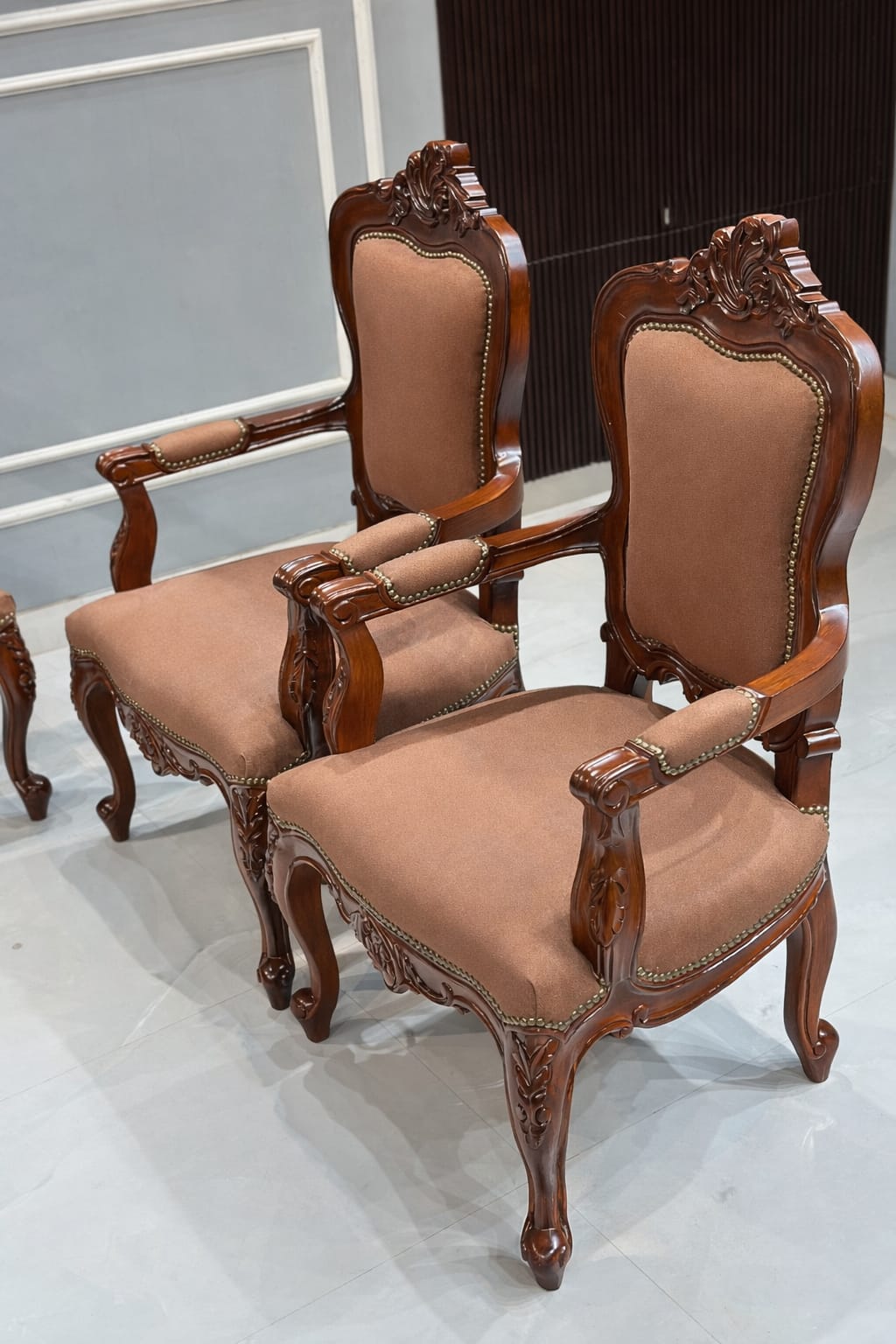 Classic Hand-Carved Wooden Living Room Chair Set of 6 – Upholstered Antique Style Accent Chairs