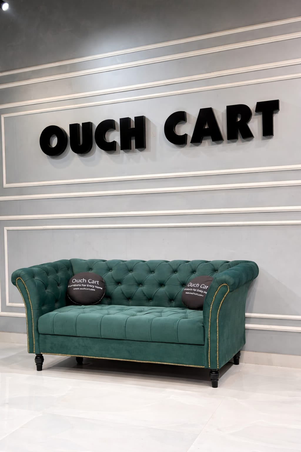Ouch Cart Chesterfield Sofa – Velvet Upholstery, 2-Seater, Classic Design