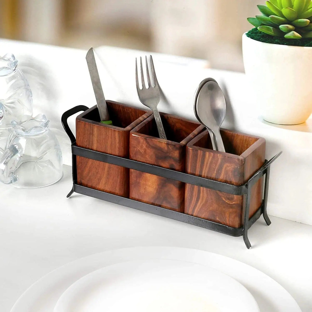 81MVfSeoYDL._SL1500_1800x1800_8ee81a0c-bffd-42ac-aab2-f47d62a2f54c.webp WOODEN & IRON CUTLERY HOLDER/TABLE ORGANIZER/MULTIPURPOSE STAND - Image 1