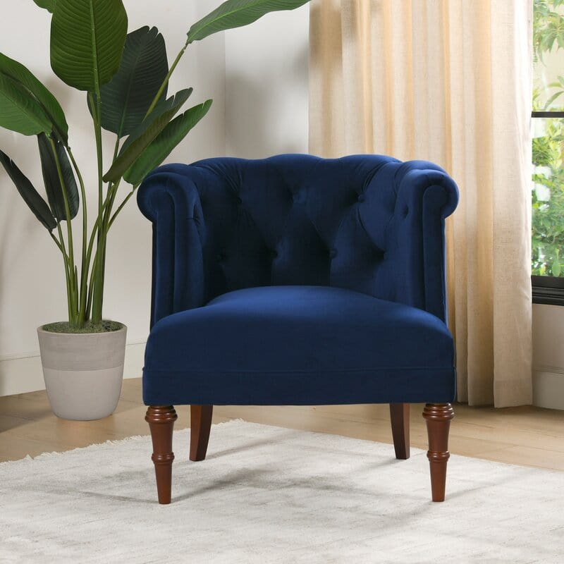Alanna Wide Tufted Chesterfield Chair