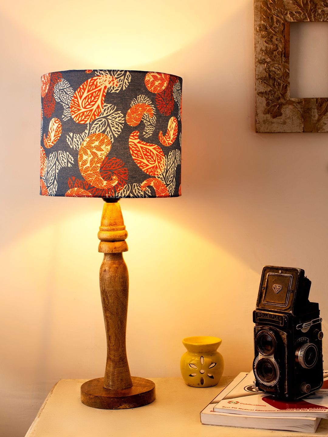 Wooden Colorful Ambee Print Lamp